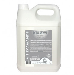 Diamex Shampooing Lait D'Amandes 5l. Shampooing pour chien. A l'huile d'amandes douces. Brillance et souplesse.