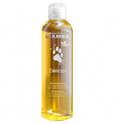 Diamex Shampooing Delicat 250 Ml. Shampooing pour chien. A base de Tea Tree Oil. Soulage les irritations. Shampooing protéiné.