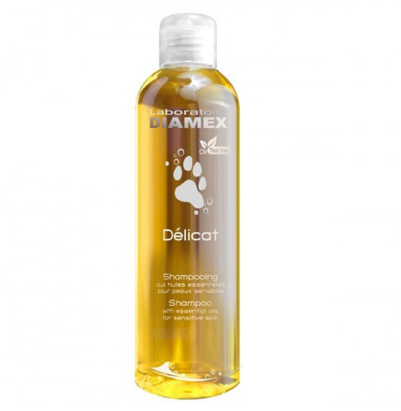 Diamex Shampooing Delicat 250 Ml. Shampooing pour chien. A base de Tea Tree Oil. Soulage les irritations. Shampooing protéiné.