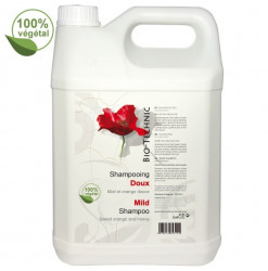 Diamex Shampooing Bio-Technik Doux 5l. Shampooing pour chien 100% végétal. Au miel et à l'extrait d'orange douce.