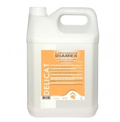 Diamex Delicat Spray 5l. Soin de la peau pour chien. Formulé à base de Tea Tree Oil. Calme irritations et démangeaisons.